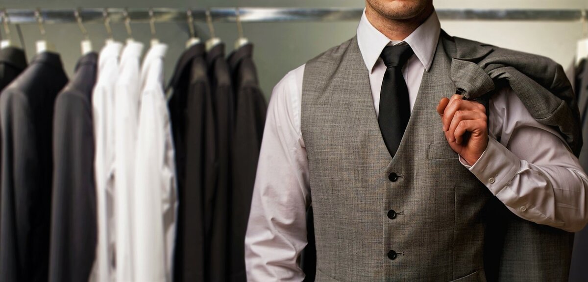 Как правильно выбирать одежду для мужчин в интернет-магазине?
