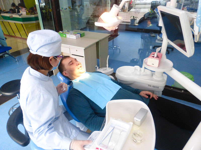 Преимущества лечения зубов в Китае
