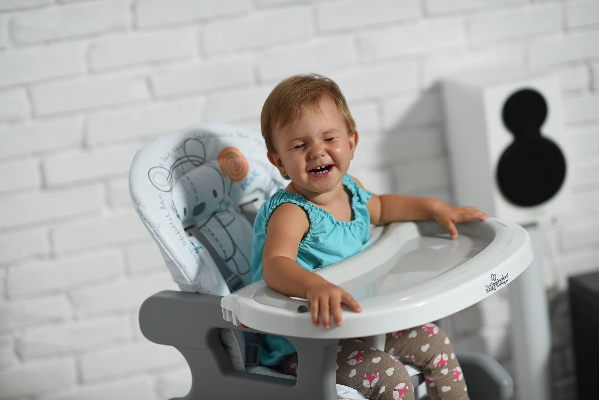 Как выбрать стульчик для кормления ребёнка?