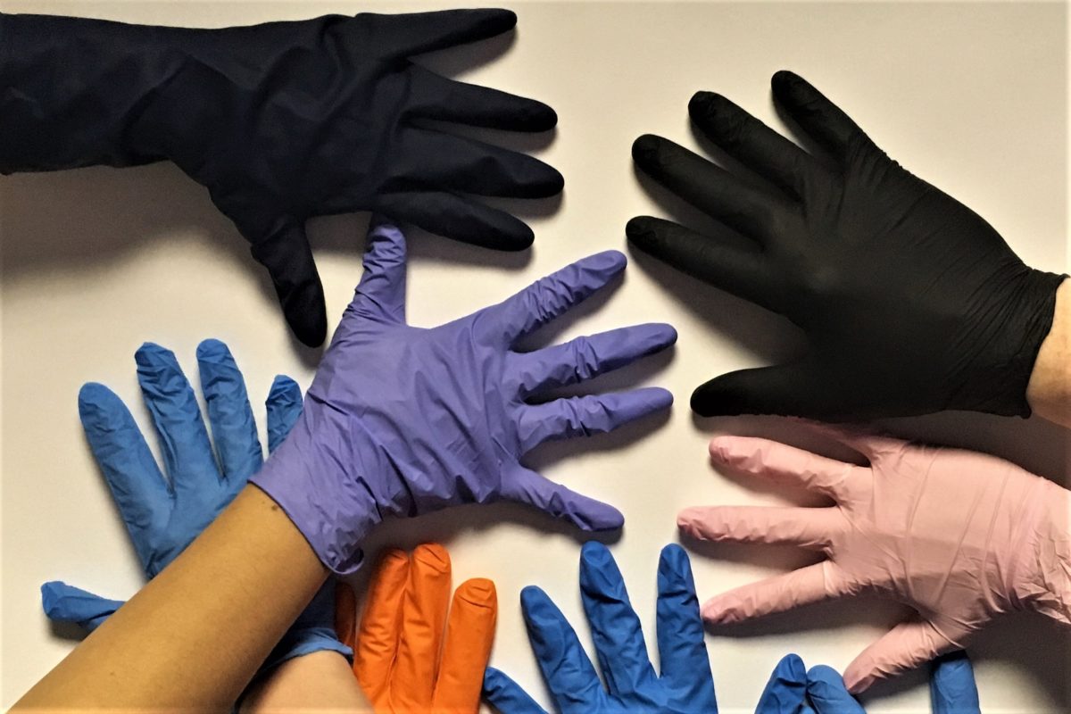 Области применения одноразовых перчаток