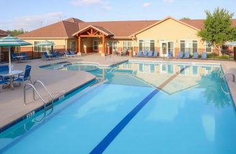 Базы отдыха с бассейном: где провести идеальный уикенд в Красноярске