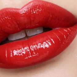Обзор косметики для макияжа губ от L’Oréal Paris: от истории бренда до культовых продуктов